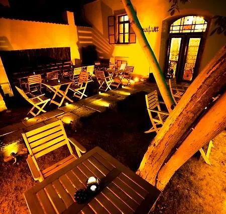 Pensión Sanart & Loca Garden Bergama