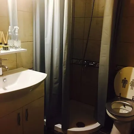 Pensión Sanart & Loca Garden Bergama