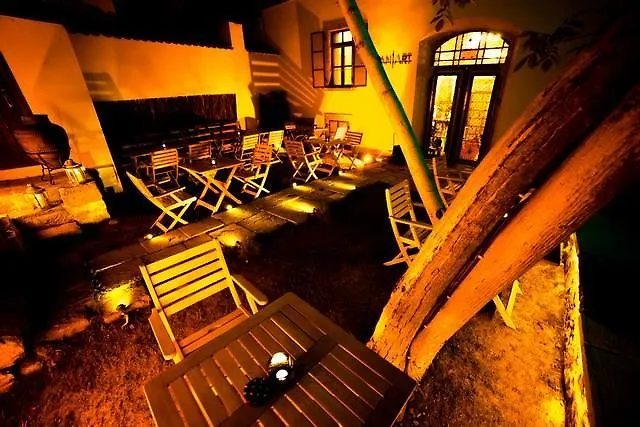 Gæstehus Sanart & Loca Garden Bergama