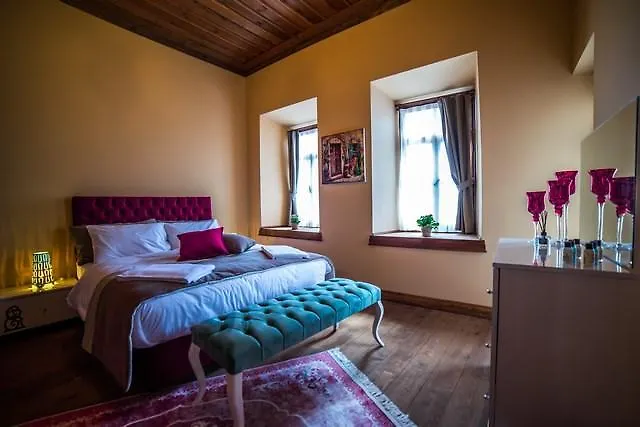 Sanart & Loca Garden * Bergama