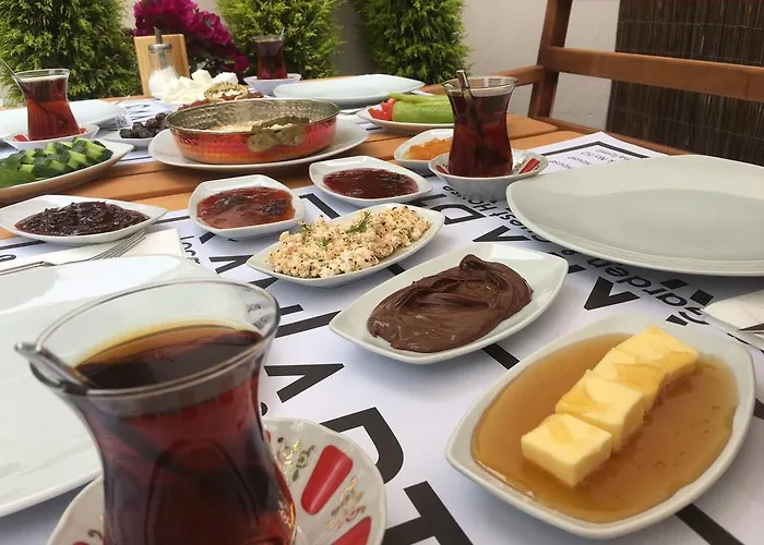 Gæstehus Sanart & Loca Garden *