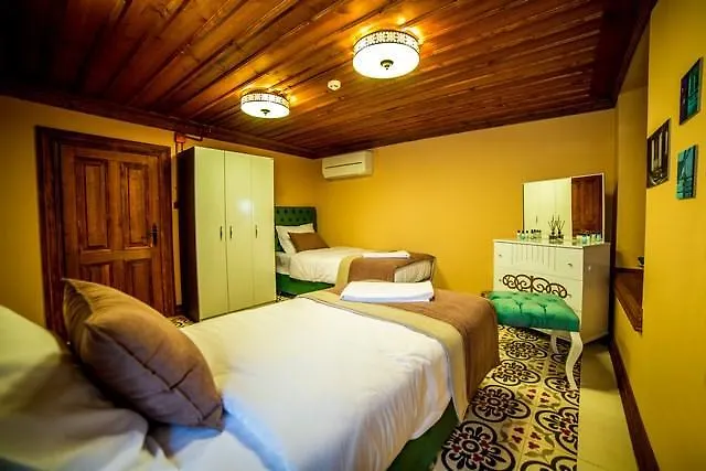 Gæstehus Sanart & Loca Garden *