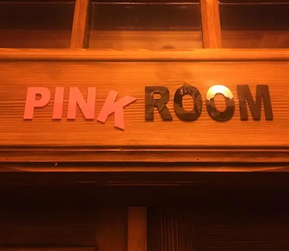 Gæstehus Sanart & Loca Garden Bergama