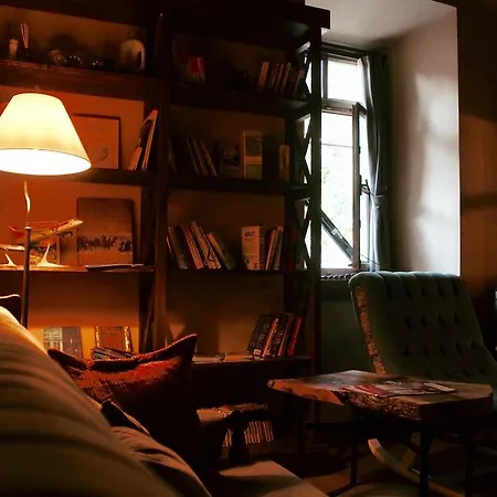 Casa de hóspedes Sanart & Loca Garden Bergama