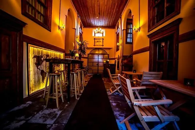 Pensionat Sanart & Loca Garden