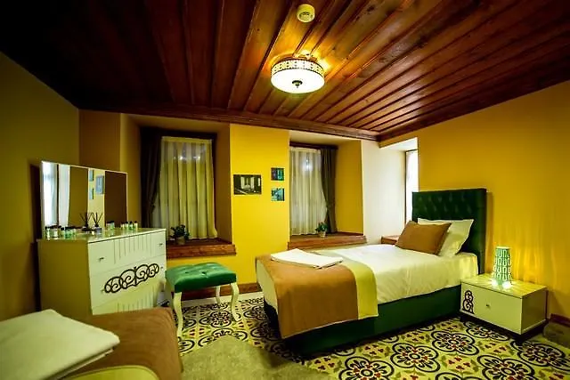 Sanart & Loca Garden Pensionat